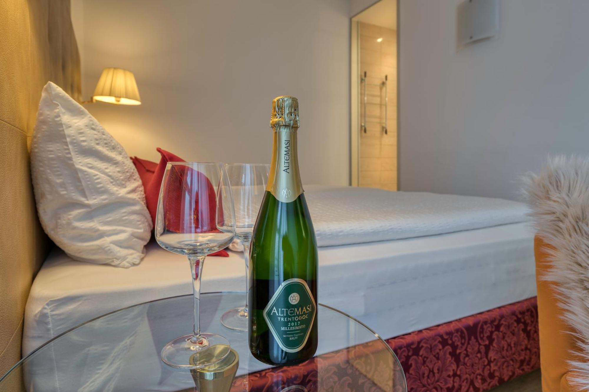 Hotel Sporting Trydent Zewnętrze zdjęcie